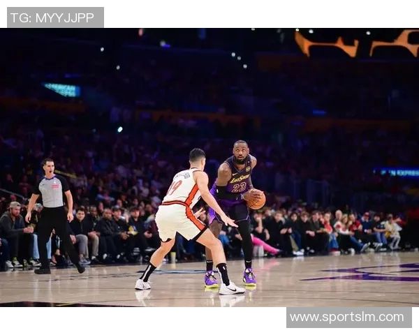 今天湖人对阵活塞精彩直播全程回顾与赛后分析尽在此处